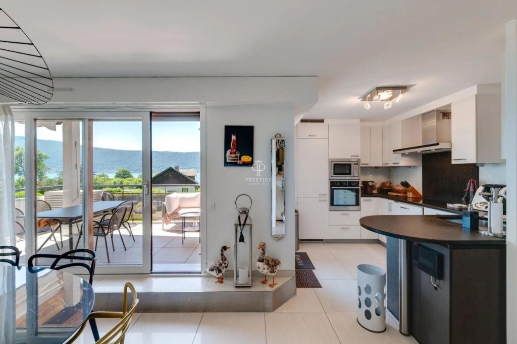 Appartement à vendre, 84m², Veyrier-du-Lac