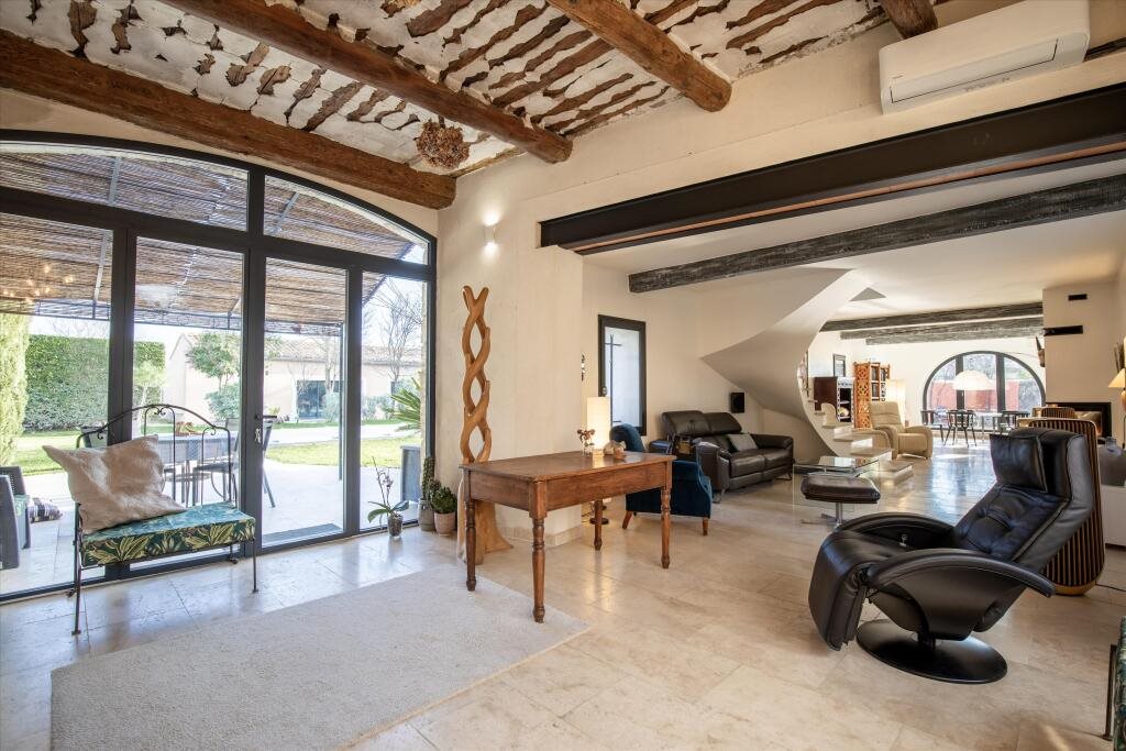 Maison à vendre, 457m², Le Pontet