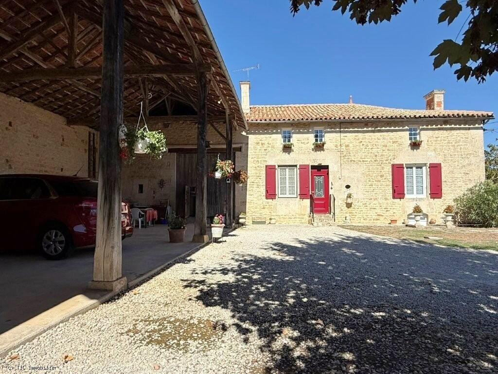 Maison à vendre, 4m², Villefagnan