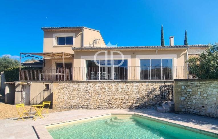 Maison à vendre, 199m², Uzès