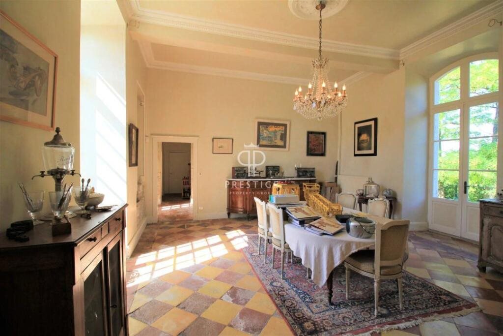 Maison à vendre, 685m², Monflanquin
