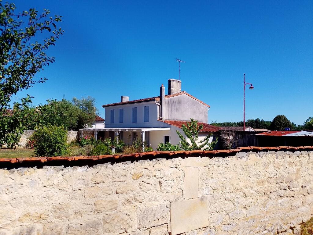 Maison à vendre, 108m², Jonzac