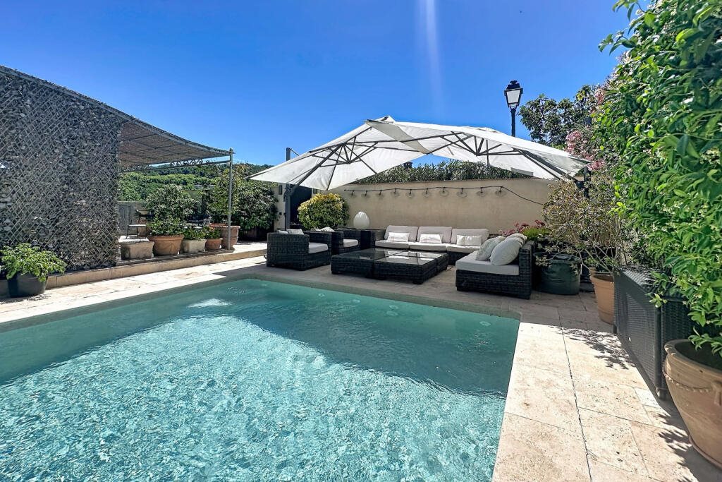 Maison à vendre, 300m², La Garde-Freinet
