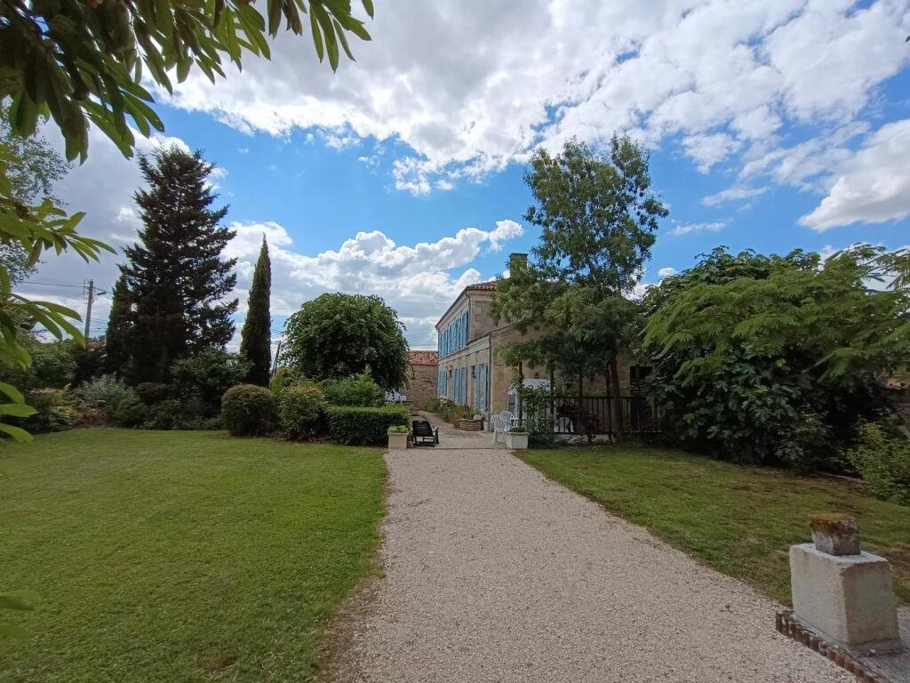Maison à vendre, 195m², Cressé