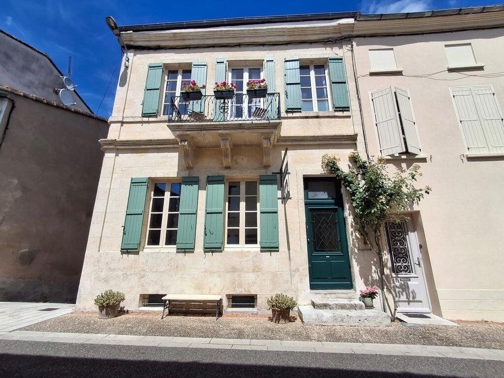 Maison à vendre, 4m², Monclar