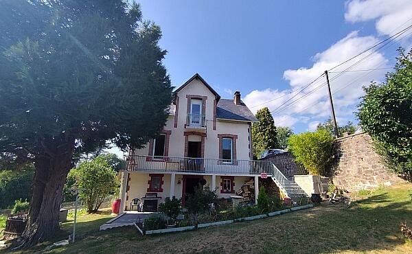 Maison à vendre, 3m², Ussel