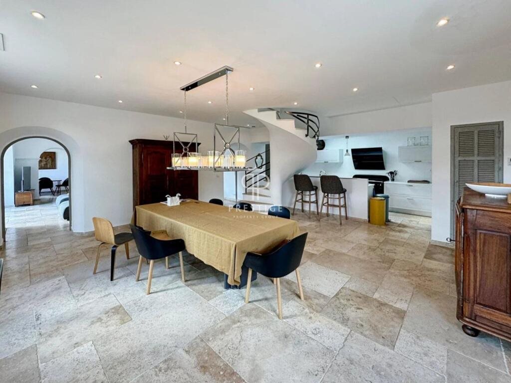 Maison à vendre, 200m², Mougins