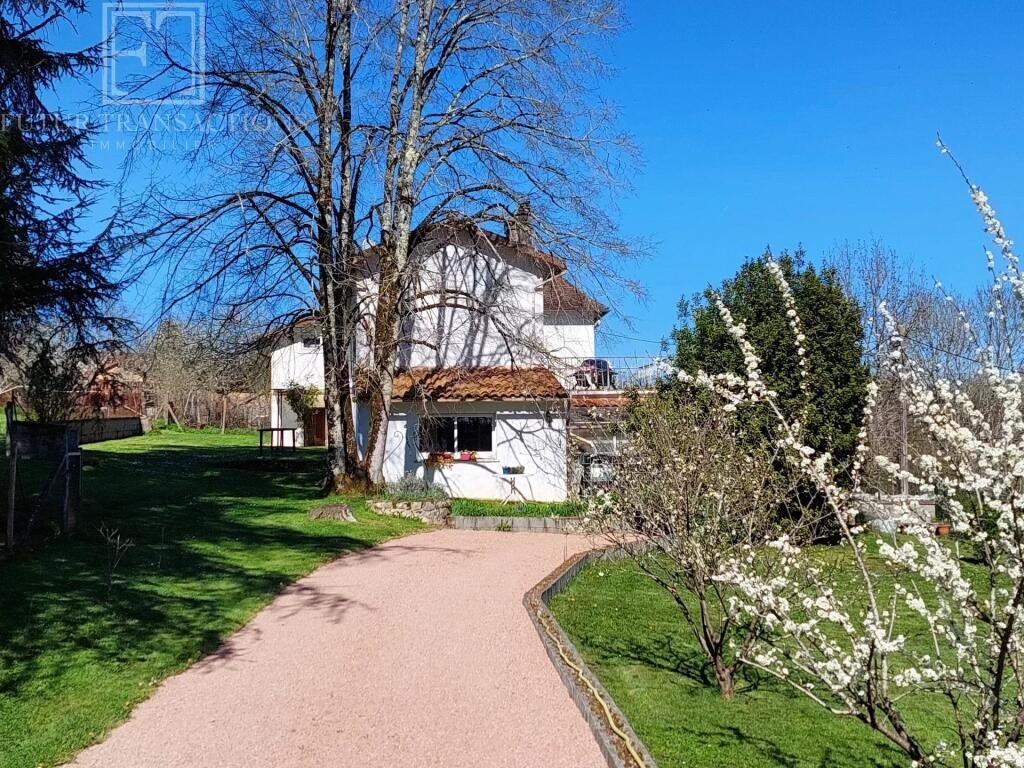 Maison à vendre, 160m², Saint-Pardoux-la-Rivière
