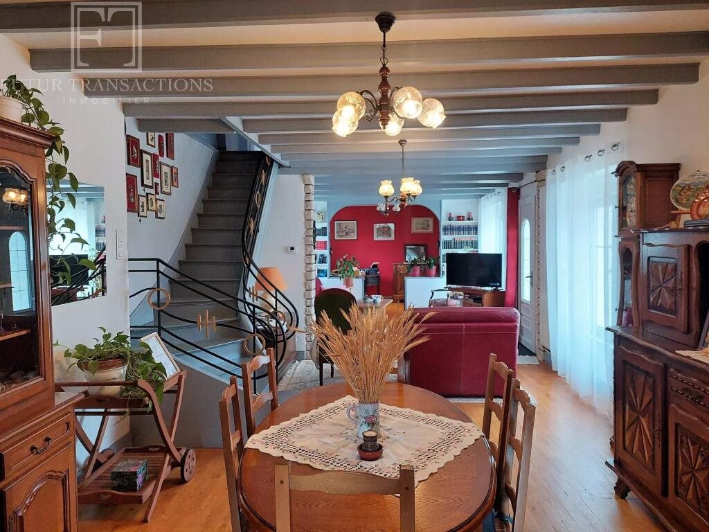 Maison à vendre, 160m², Saint-Pardoux-la-Rivière