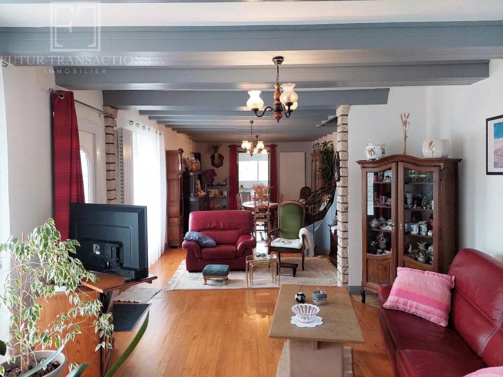 Maison à vendre, 160m², Saint-Pardoux-la-Rivière