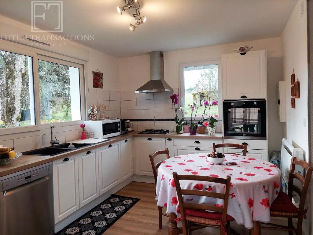 Maison à vendre, 160m², Saint-Pardoux-la-Rivière