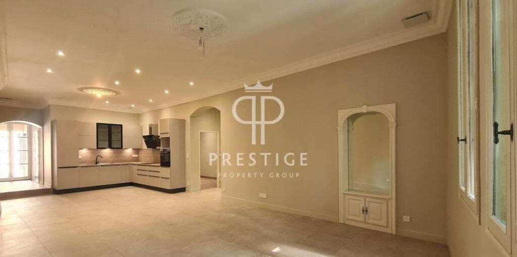 Appartement à vendre, 129m², Uzès