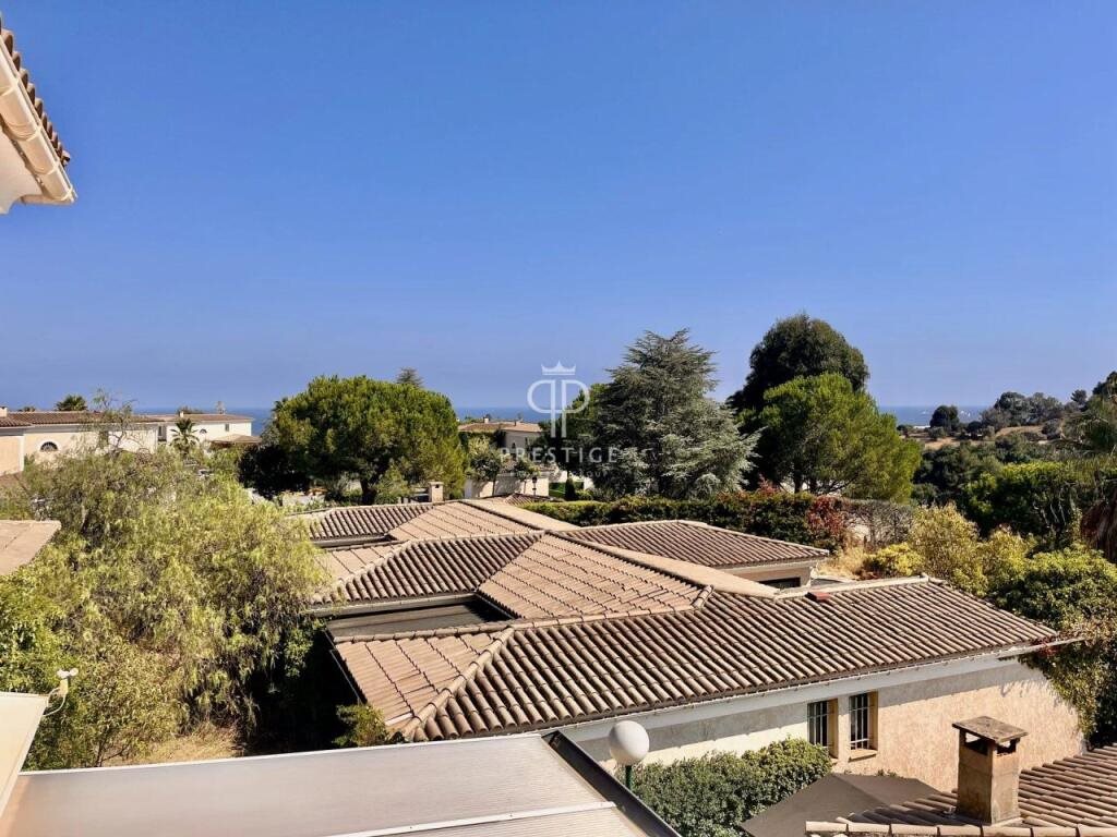 Maison à vendre, 121m², Villeneuve-Loubet