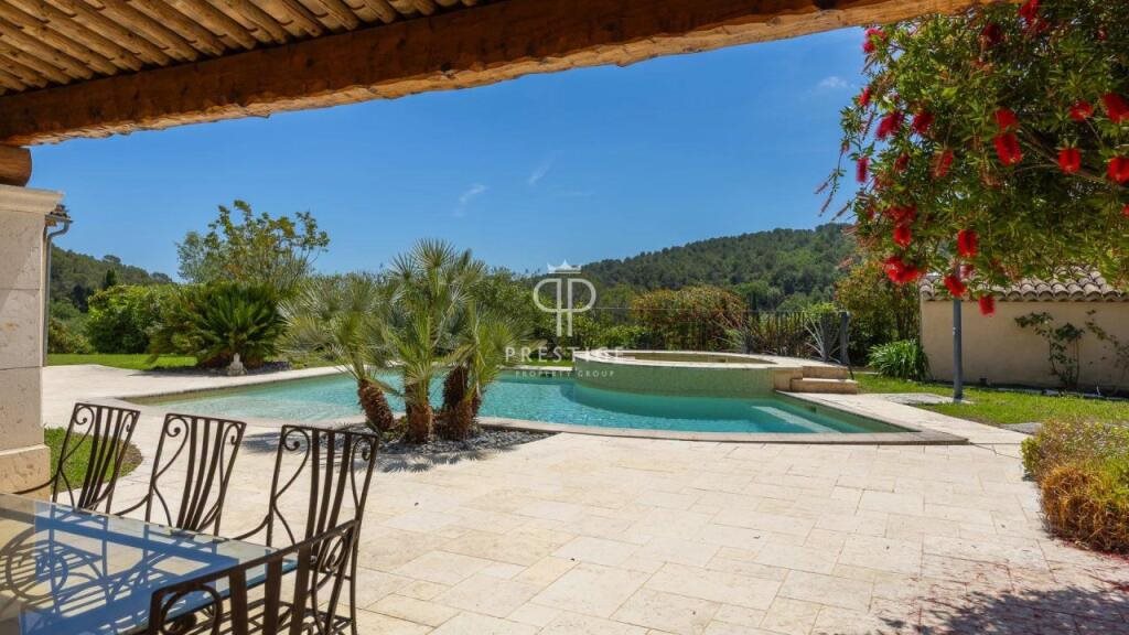 Maison à vendre, 217m², Opio