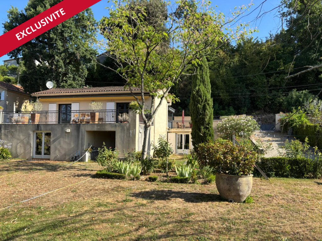 Maison à vendre, 1m², Ruffec