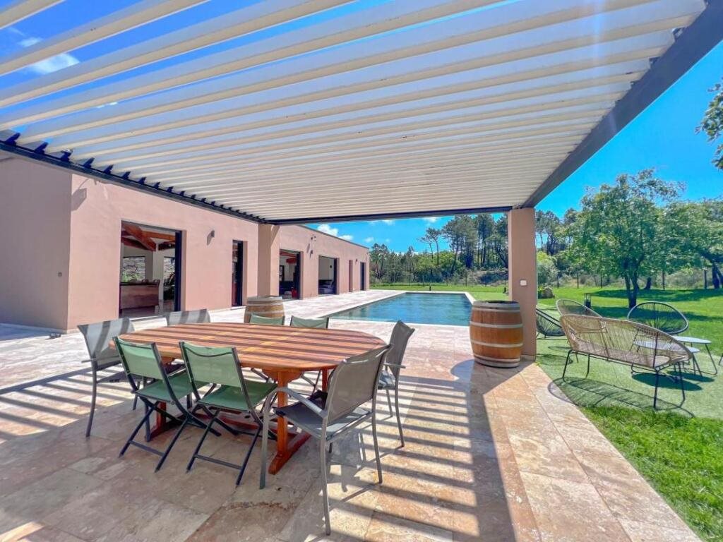 Maison à vendre, 290m², Bagnols-en-Forêt