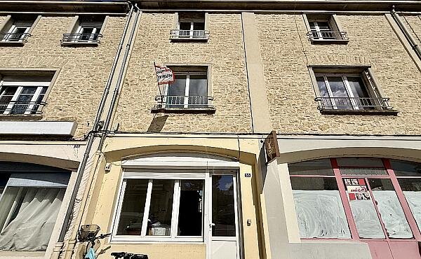 Maison à vendre, 3m², Trun