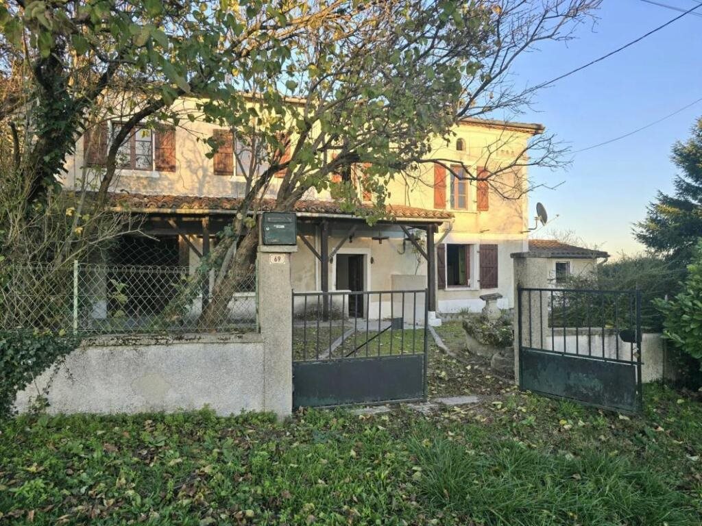 Maison à vendre, 177m², Lusignac