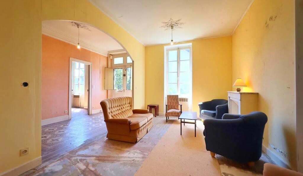 Maison à vendre, 197m², Gouzon