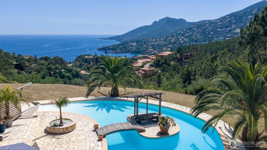 Maison à vendre, 300m², Théoule-sur-Mer