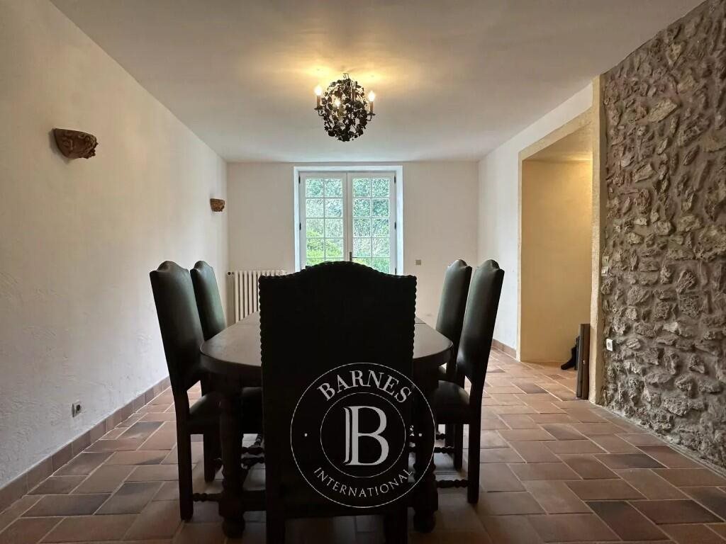 Maison à vendre, 215m², Roinville