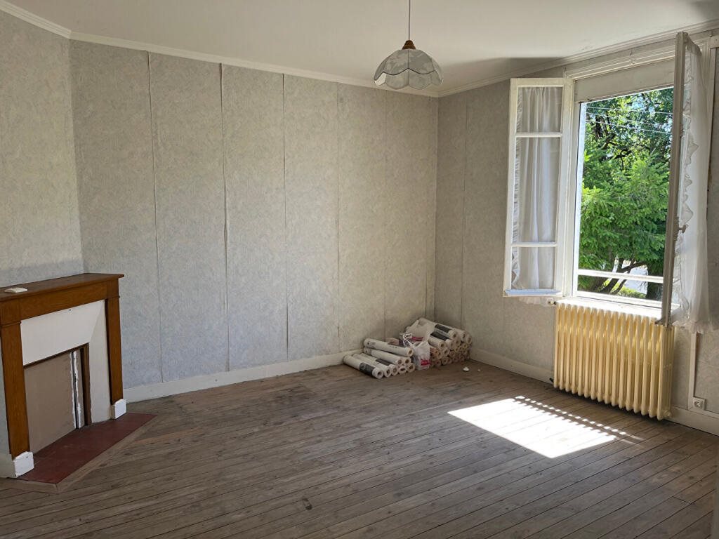 Maison à vendre, 2m², Chassenon