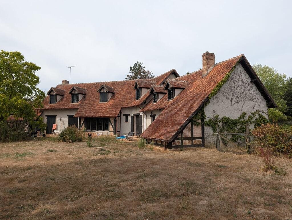 Maison à vendre, 3m², Poulaines