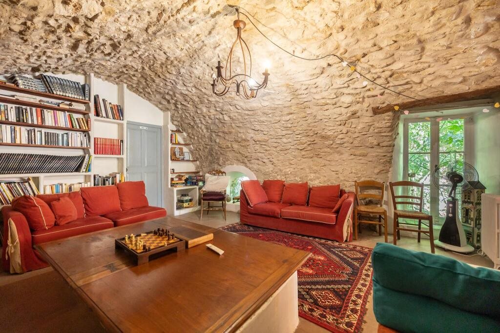 Maison à vendre, 400m², Mirabel-aux-Baronnies