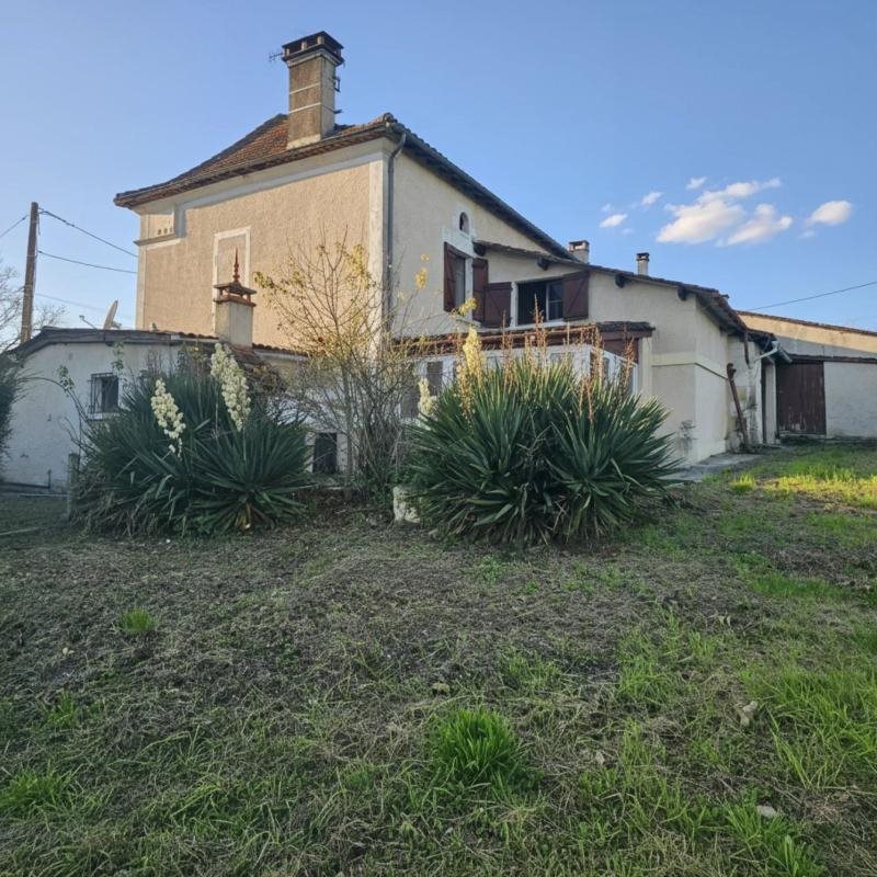 Maison à vendre, 177m², Lusignac