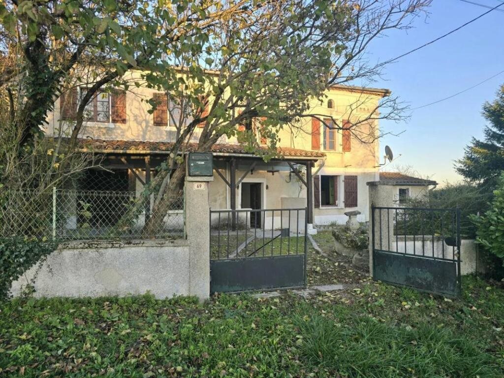 Maison à vendre, 177m², Lusignac