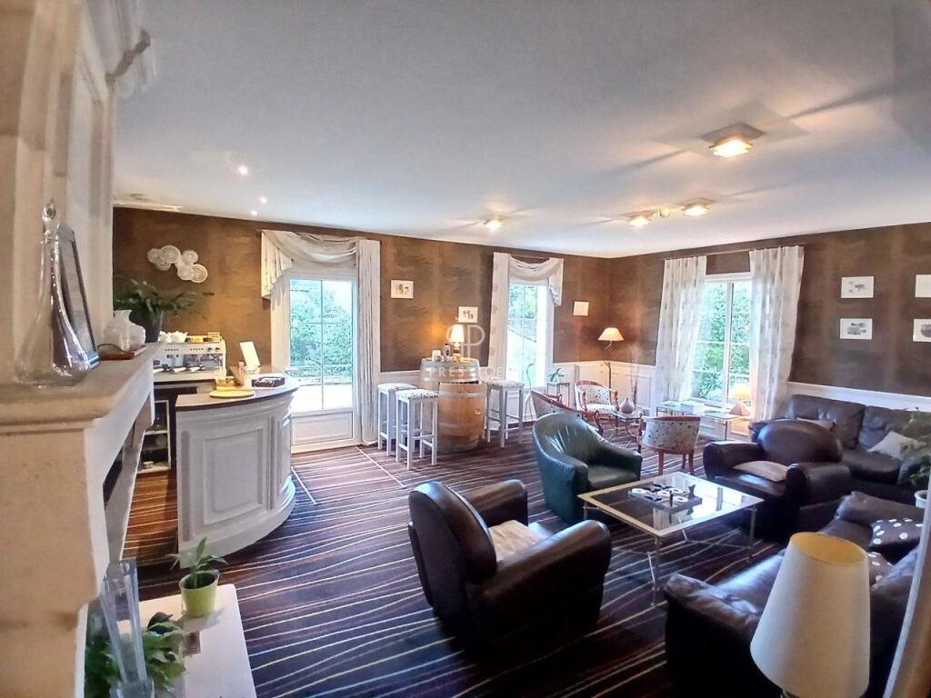 Maison à vendre, 1016m², Cognac