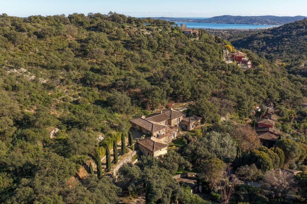 Maison à vendre, 250m², Grimaud