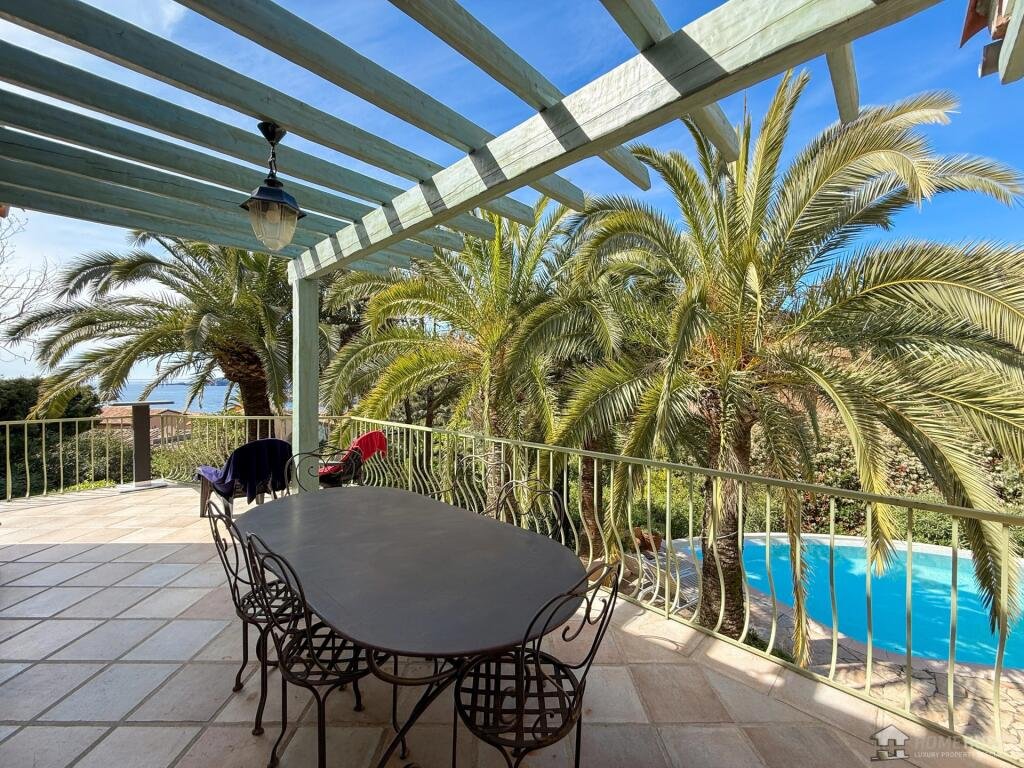 Maison à vendre, 180m², Théoule-sur-Mer