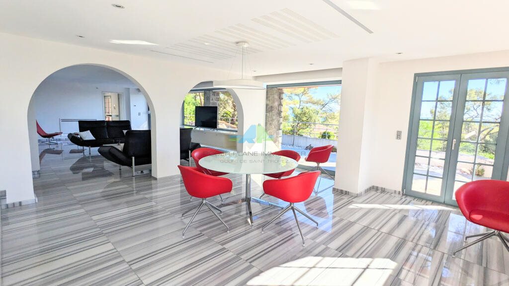 Maison à vendre, 289m², Roquebrune-sur-Argens