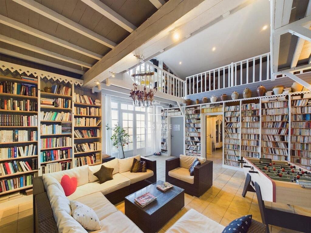 Maison à vendre, 376m², Gensac