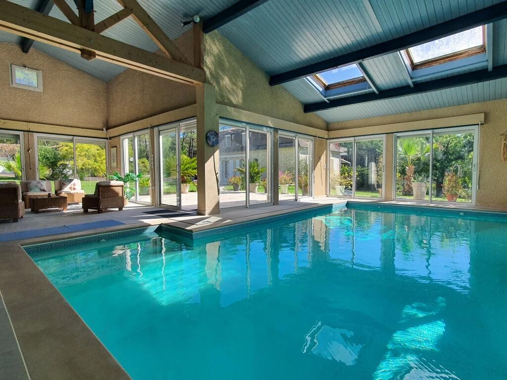 Maison à vendre, 165m², Sainte-Foy-la-Grande