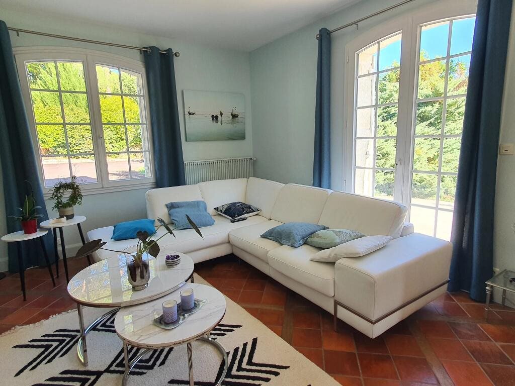 Maison à vendre, 165m², Sainte-Foy-la-Grande