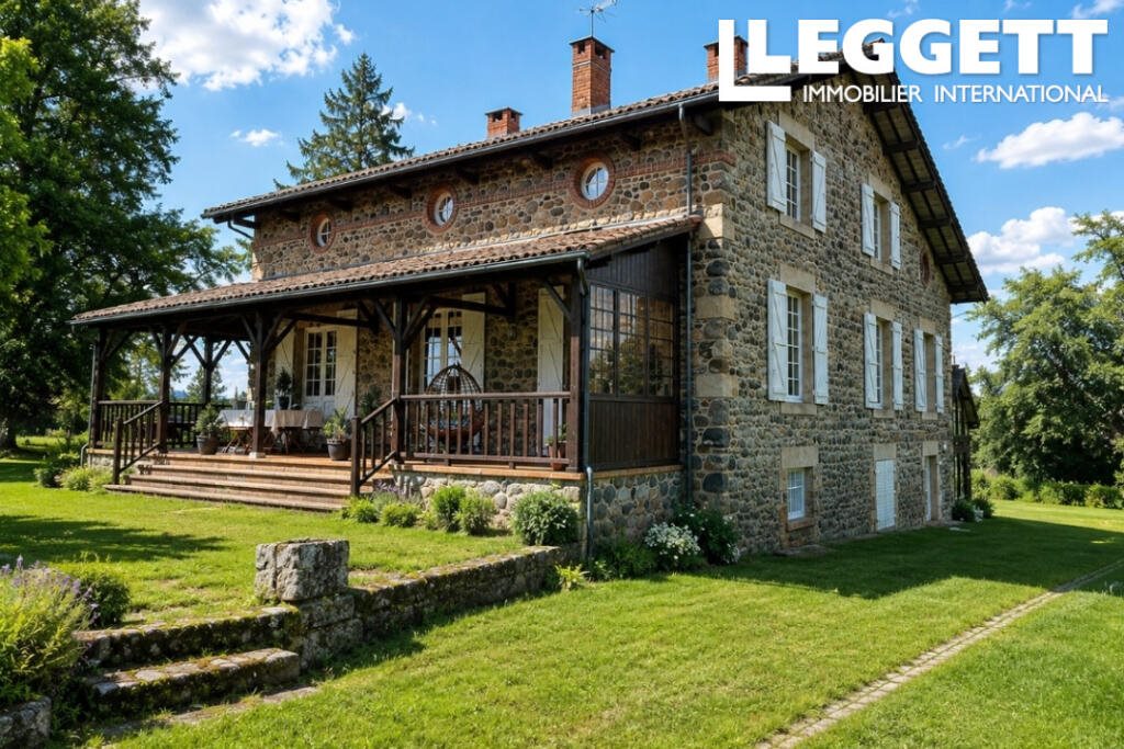 Maison à vendre, 340m², Chabanais