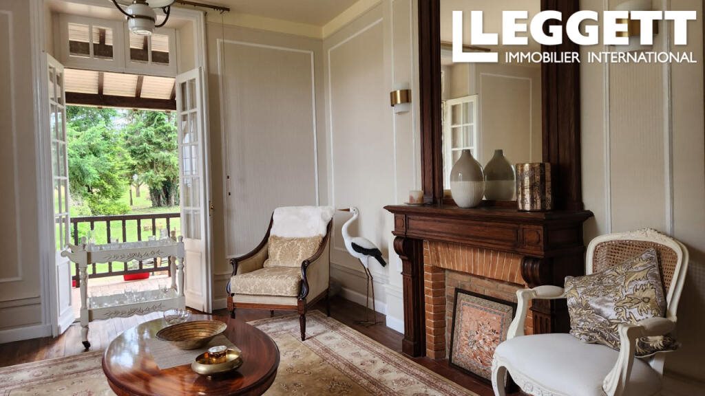 Maison à vendre, 340m², Chabanais