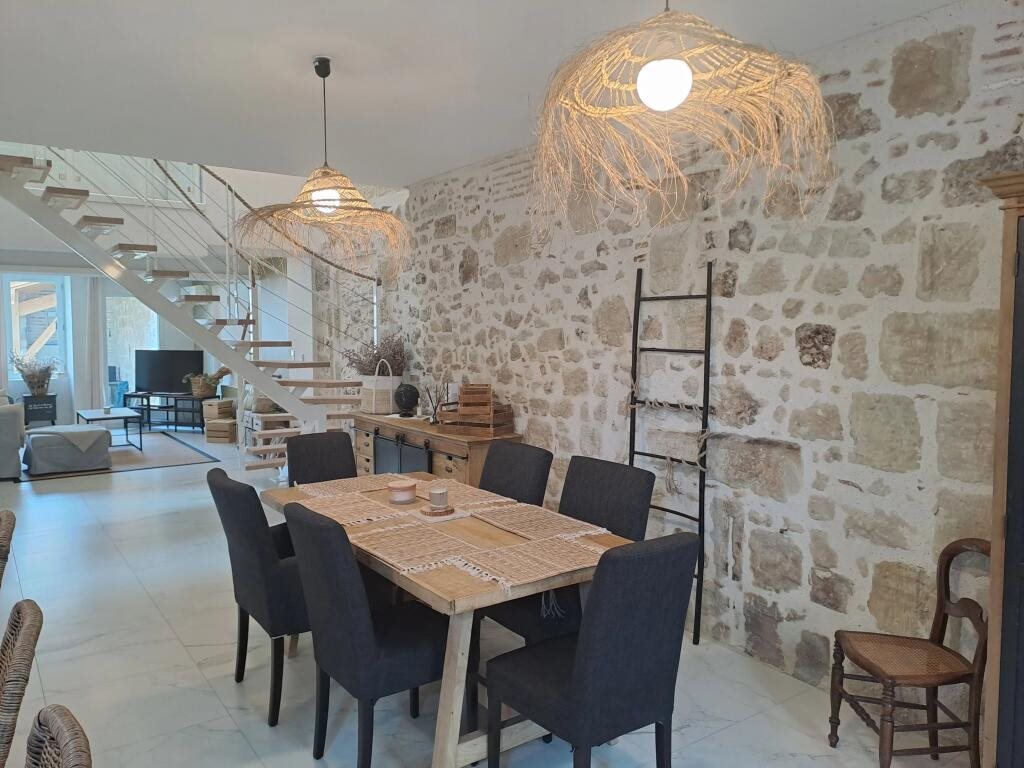 Maison à vendre, 141m², Gontaud-de-Nogaret