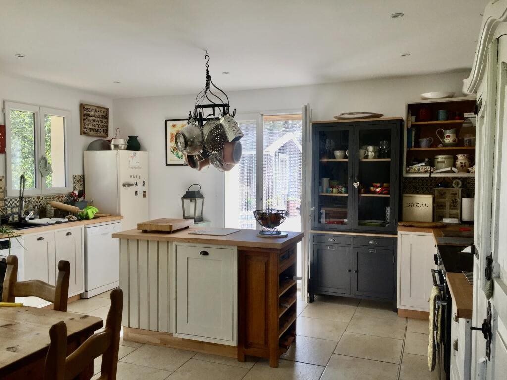 Maison à vendre, 120m², Le Grand-Madieu