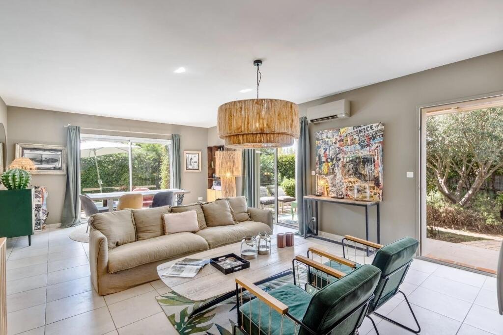 Maison à vendre, 3m², Grimaud