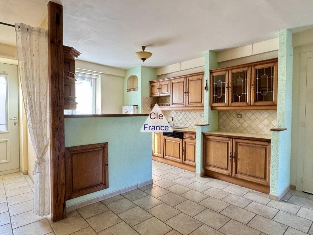 Maison à vendre, 4m², Saint-Amant-de-Boixe