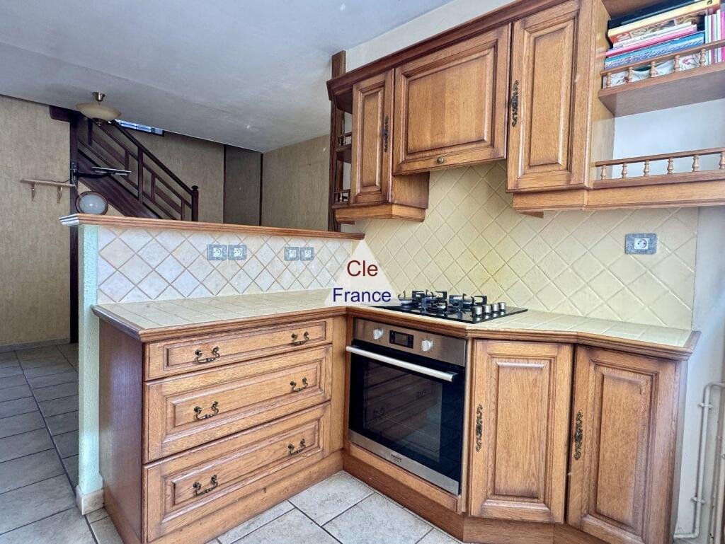 Maison à vendre, 4m², Saint-Amant-de-Boixe