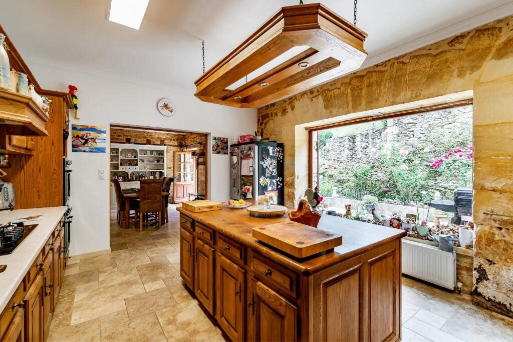 Maison à vendre, 395m², Sainte-Nathalène
