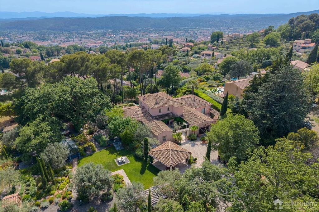 Maison à vendre, 295m², Draguignan