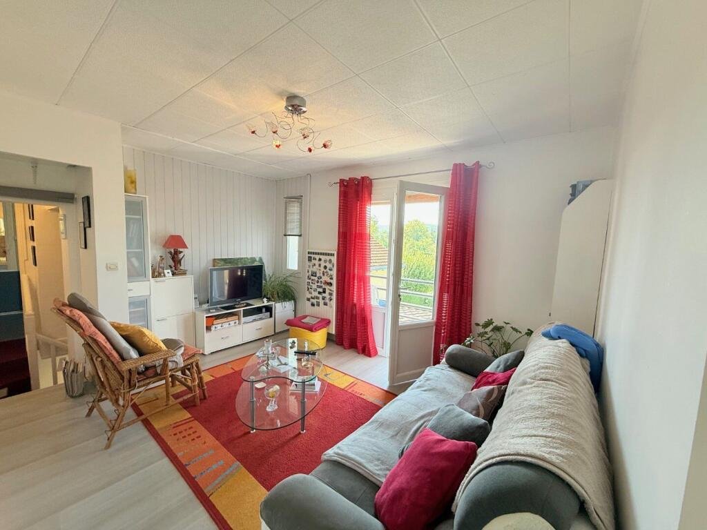 Maison à vendre, 3m², Lamagdelaine