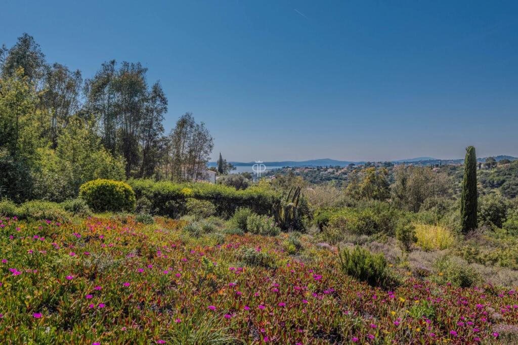 Maison à vendre, 190m², Roquebrune-sur-Argens