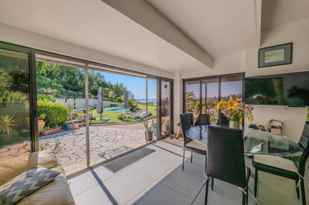 Maison à vendre, 190m², Roquebrune-sur-Argens