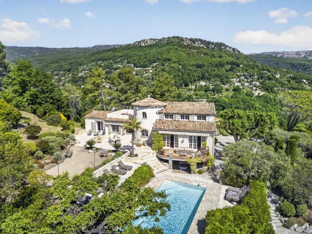 Maison à vendre, 200m², Châteauneuf-Grasse